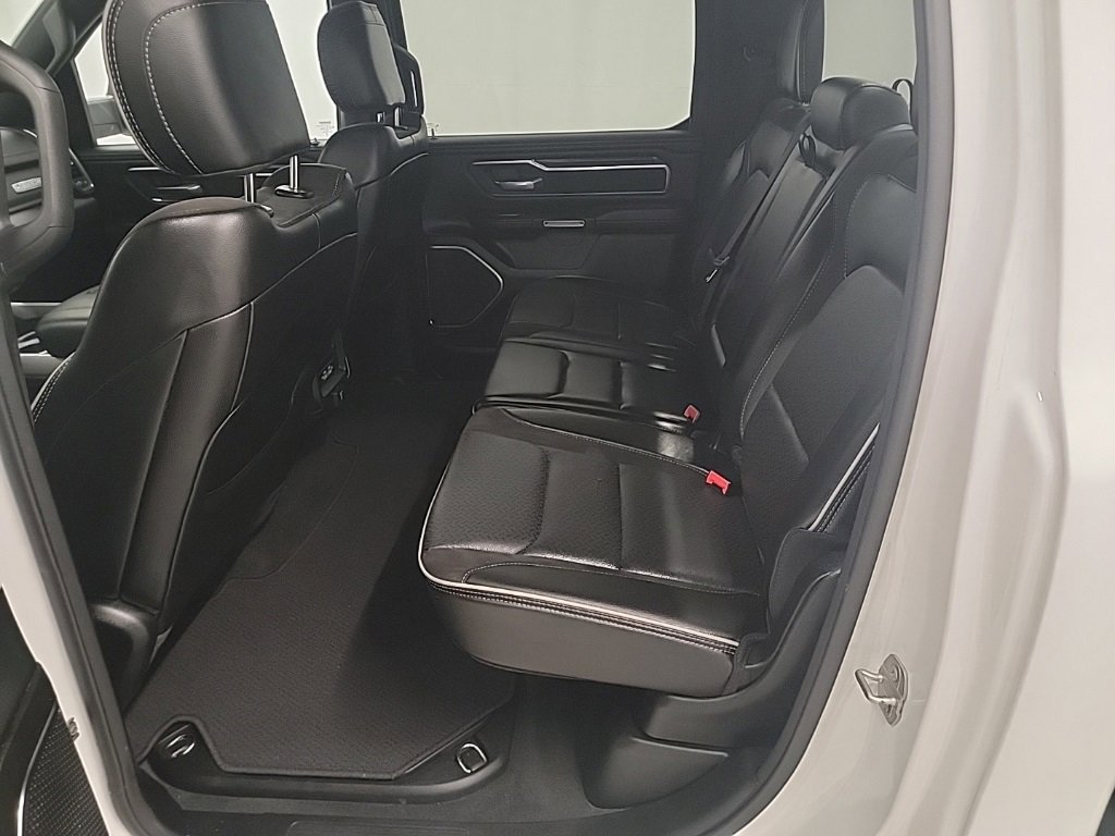 Used 2024 RAM 1500 Laramie image 10