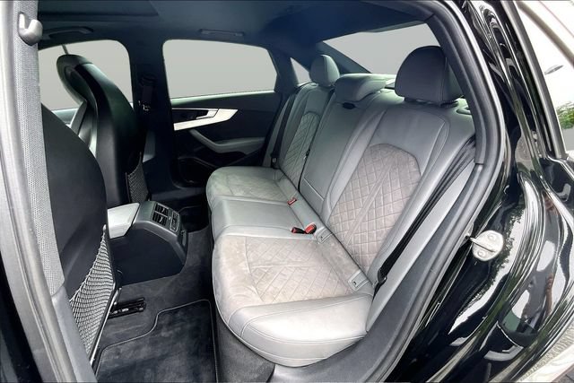 Used 2019 Audi S4 Premium Plus w/ Premium Plus Package AWD/4WD image 25