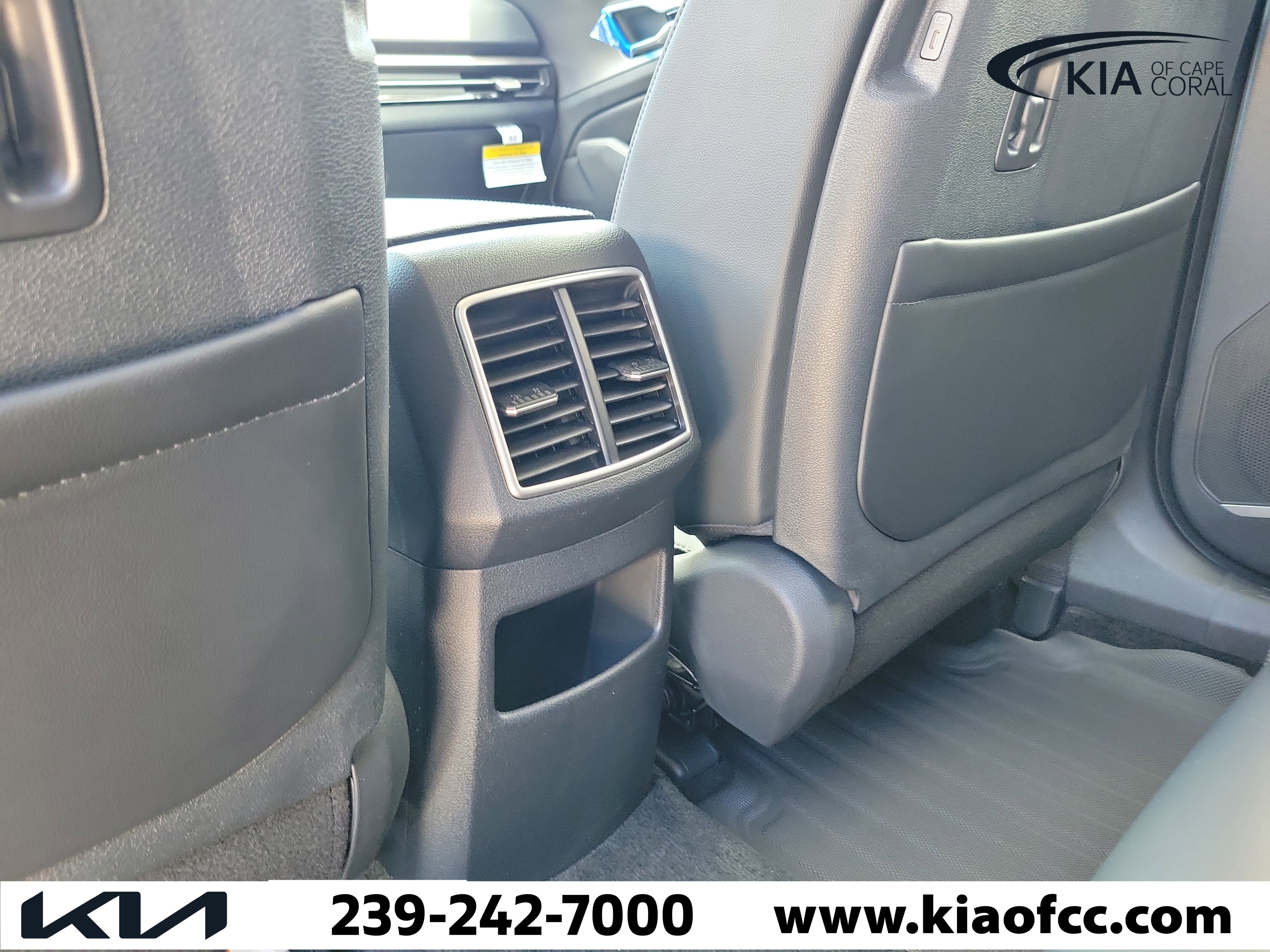 New 2026 Kia Sportage EX image 13