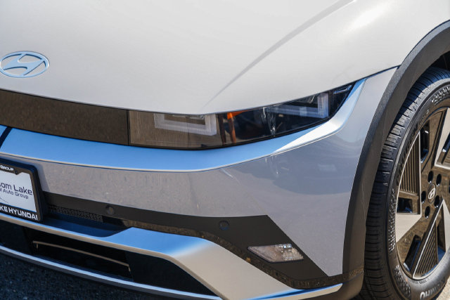 New 2026 Hyundai Ioniq 5 SEL RWD image 10