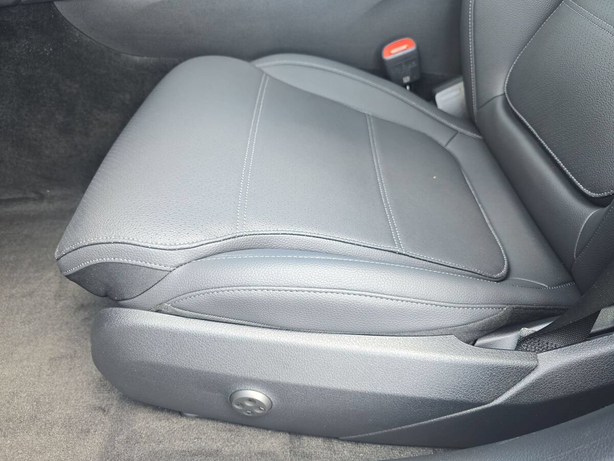 New 2026 Mercedes-Benz C 300 4MATIC Sedan image 27