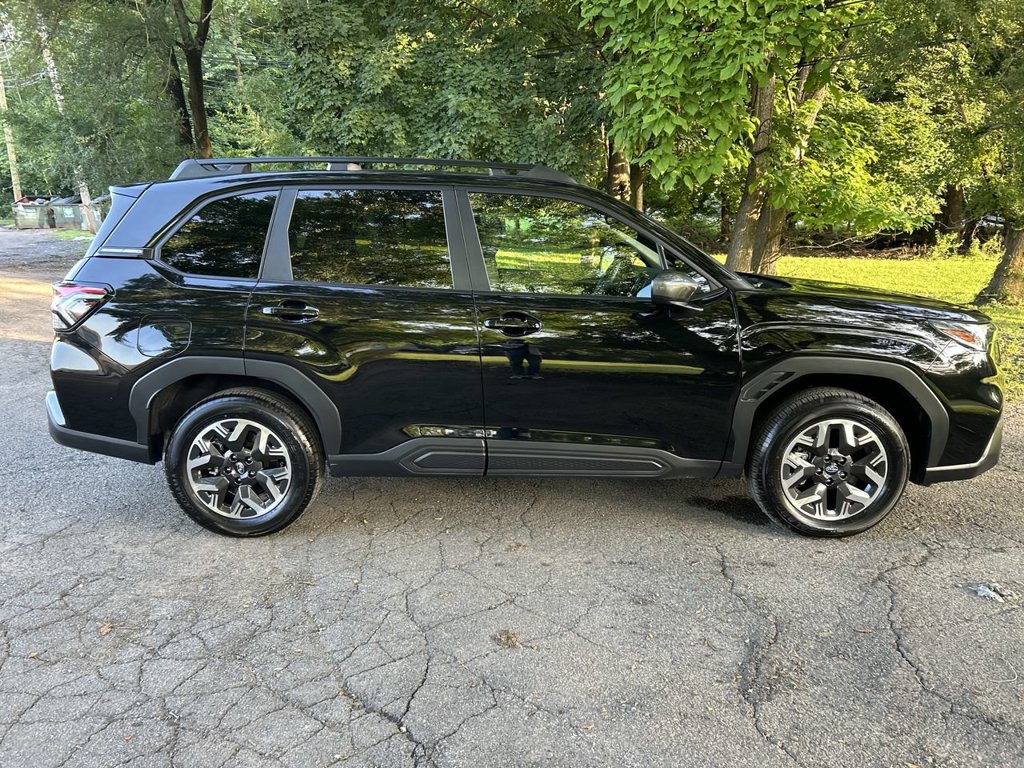 Certified 2026 Subaru Forester Premium AWD/4WD image 9