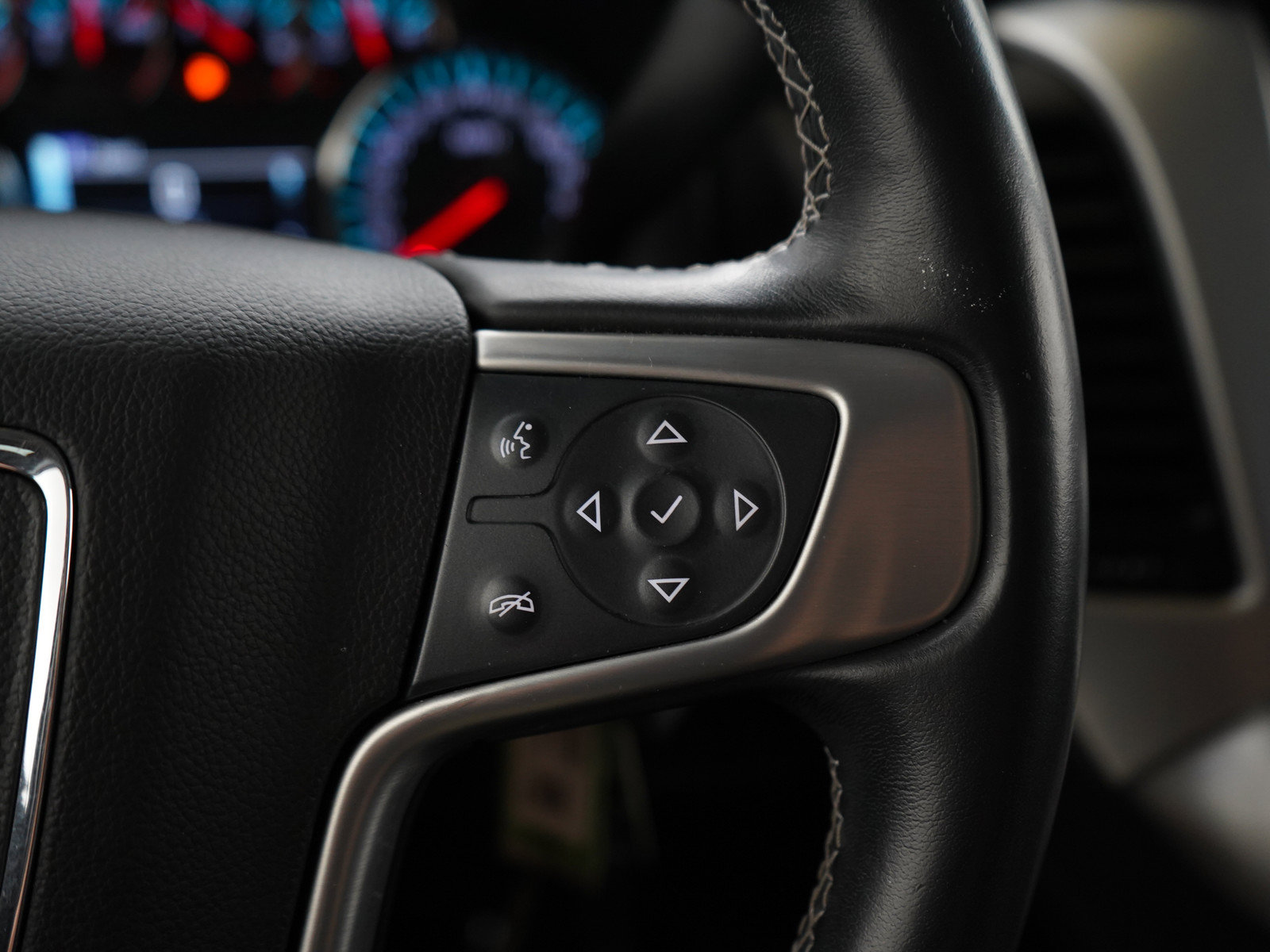 Used 2019 GMC Yukon SLE w/ SLE Value Package AWD/4WD image 27