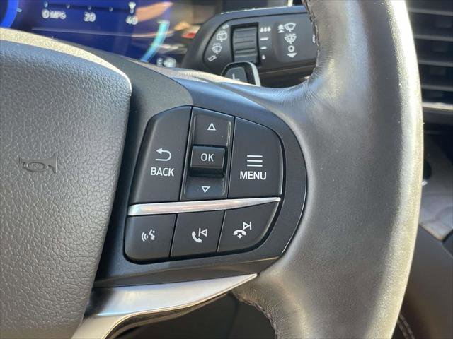 Used 2020 Ford Explorer Platinum w/ Premium Technology Package image 23