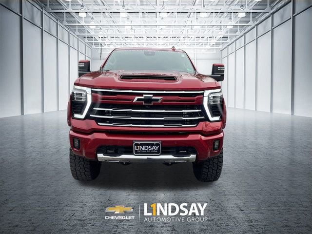 Used 2025 Chevrolet Silverado 2500 LTZ w/ LTZ Premium Package image 3