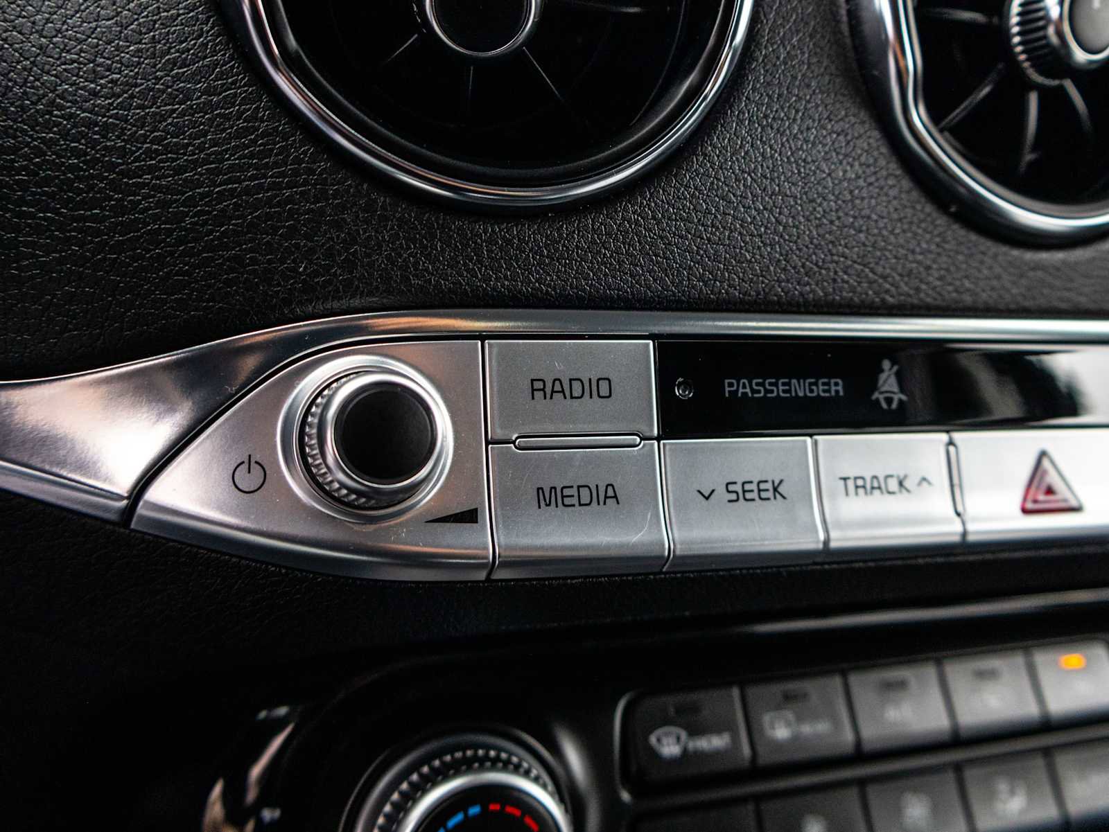 Used 2019 Kia Stinger RWD image 43