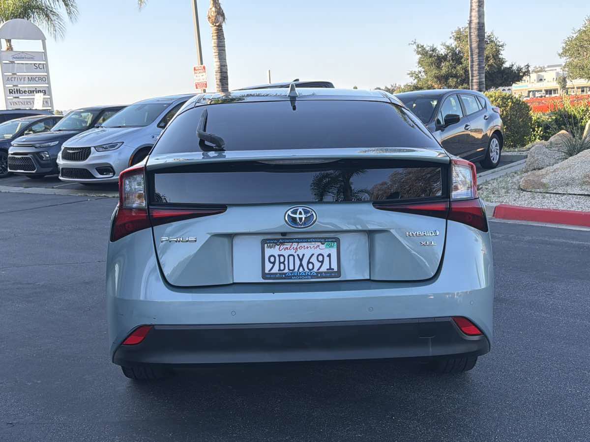 Used 2022 Toyota Prius XLE FWD image 13