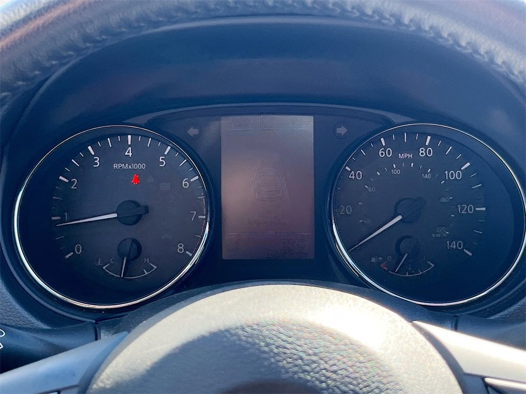 Used 2022 Nissan Rogue Sport SL w/ Premium Package image 12