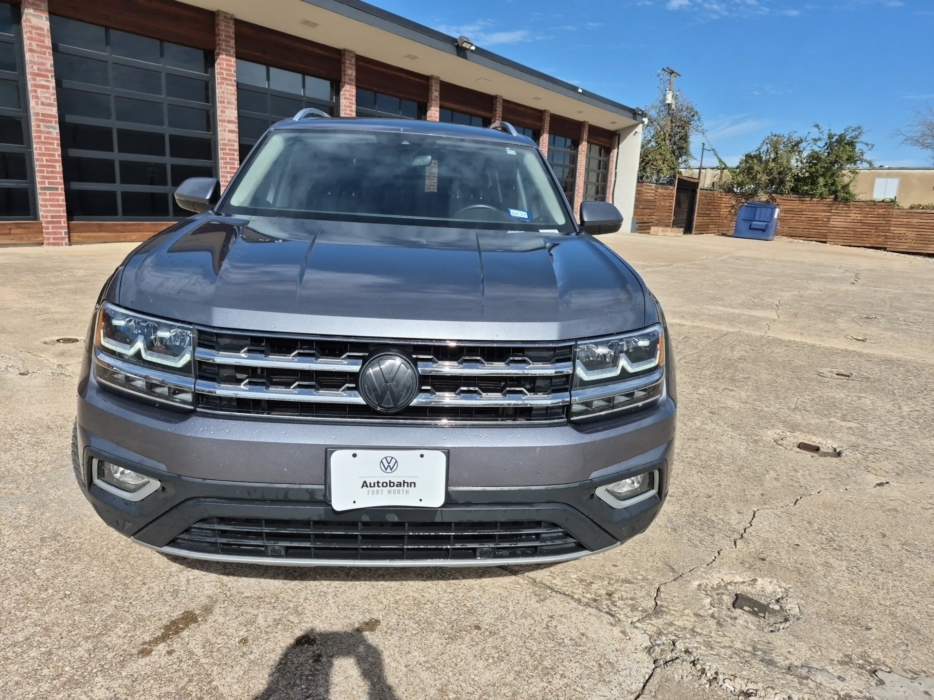 Used 2019 Volkswagen Atlas SEL AWD/4WD image 2