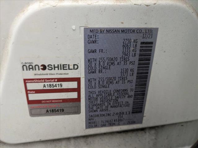 Used 2024 Nissan Pathfinder Platinum AWD/4WD image 17