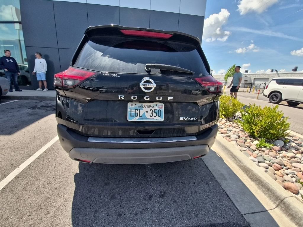 Used 2021 Nissan Rogue SV w/ Premium Package AWD/4WD image 6