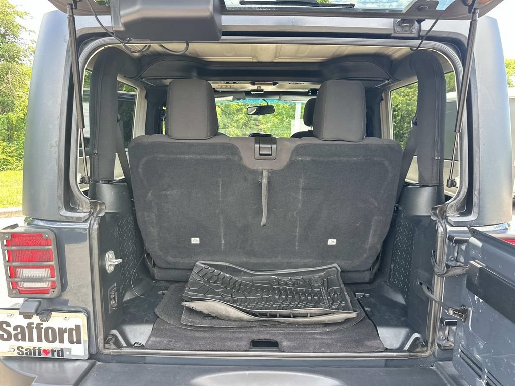 Used 2016 Jeep Wrangler Sport w/ Quick Order Package 24S AWD/4WD image 28
