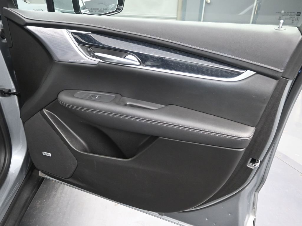 Certified 2025 Cadillac XT5 Premium Luxury image 19