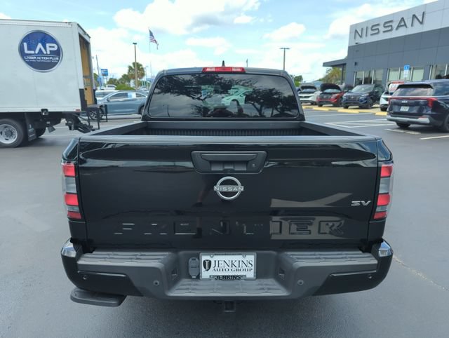Certified 2023 Nissan Frontier SV w/ Technology Package RWD image 7