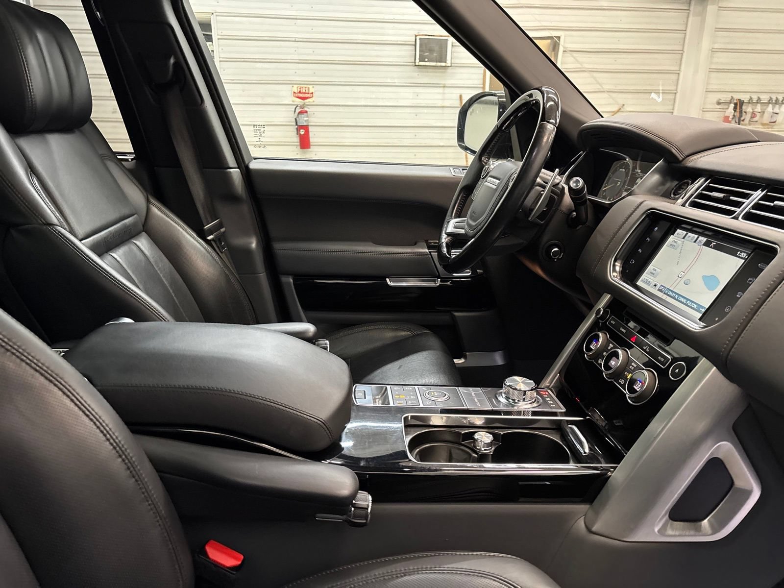 Used 2016 Land Rover Range Rover LWB SV Autobiography AWD/4WD image 28