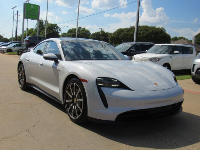 Used 2023 Porsche Taycan Premium Package w/ Premium Package image 4