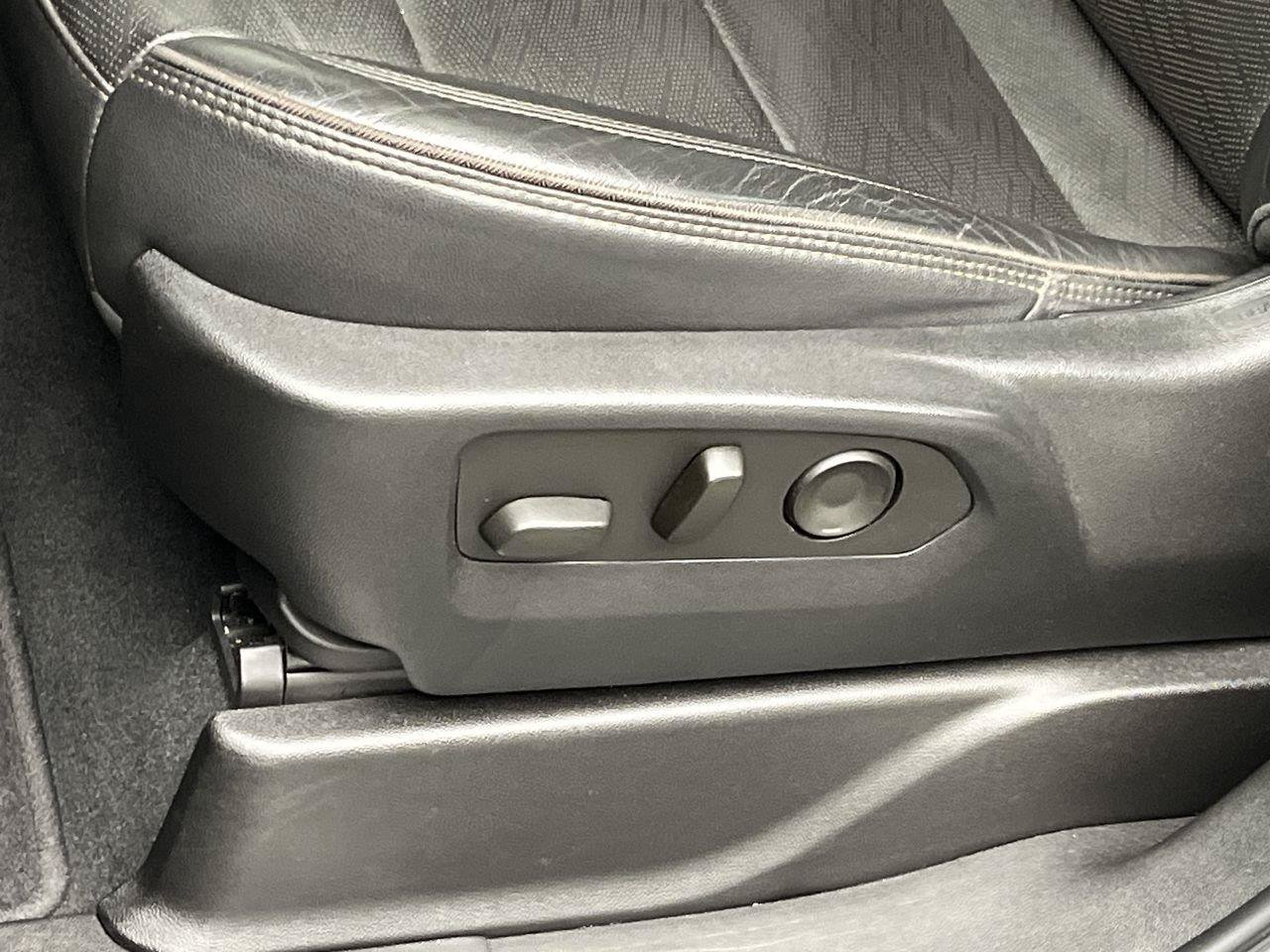 Certified 2021 Chevrolet Tahoe High Country AWD/4WD image 11