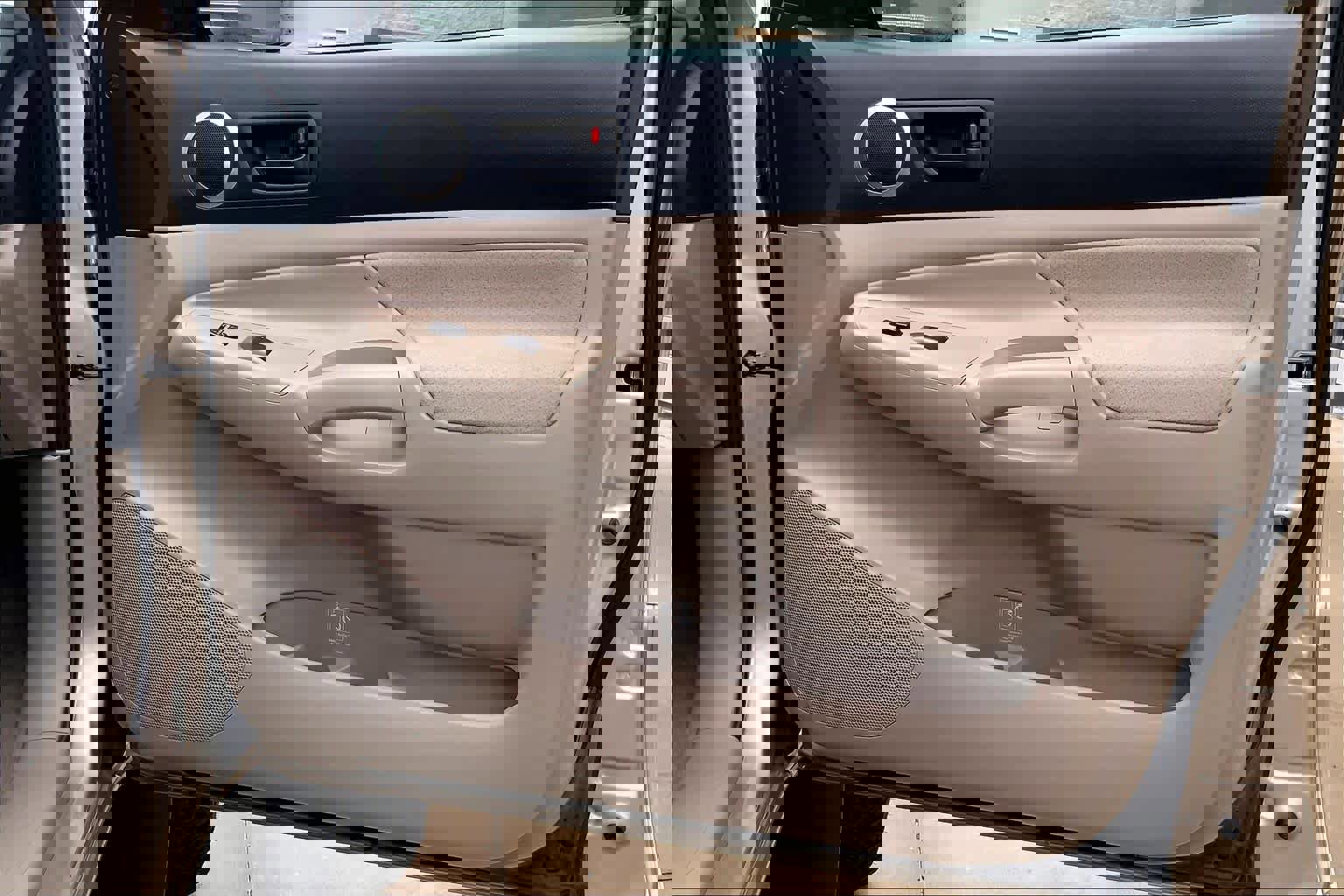 Used 2005 Toyota Tacoma PreRunner image 19