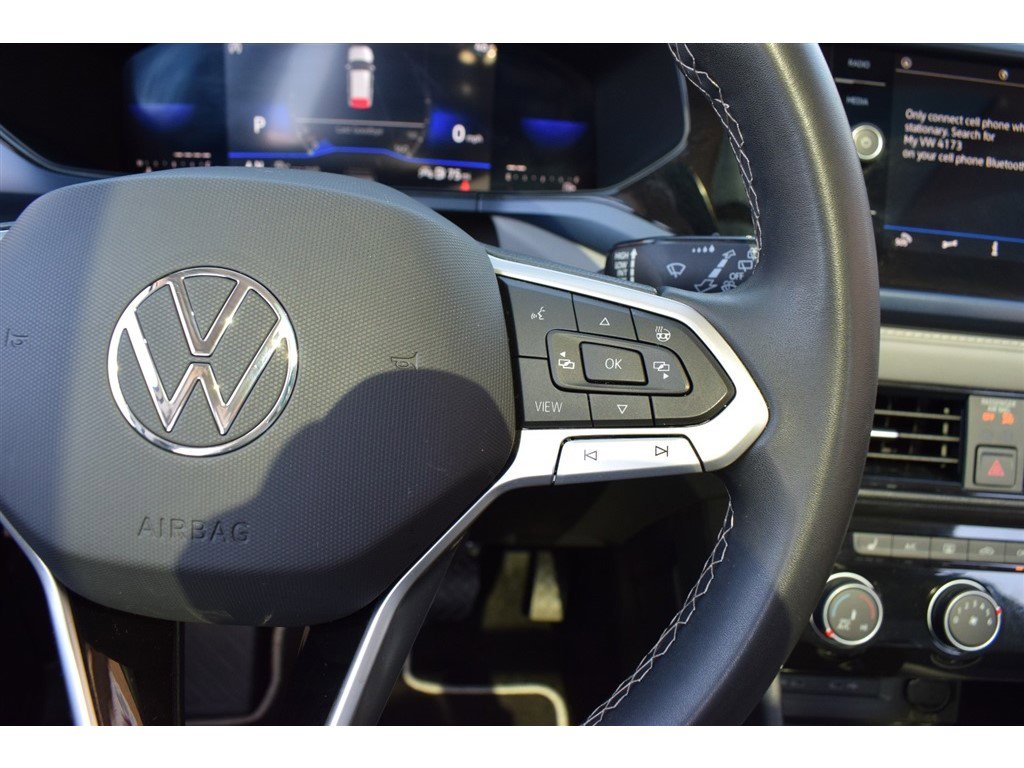 Used 2023 Volkswagen Taos SE w/ Panoramic Sunroof Package image 25