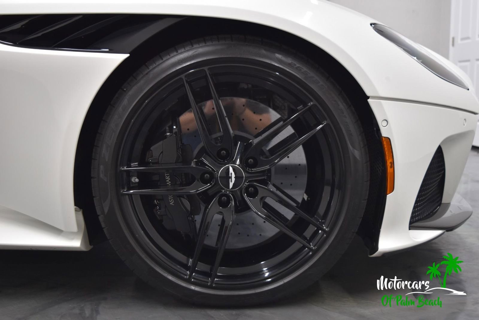 Used 2019 Aston Martin DBS Superleggera image 41