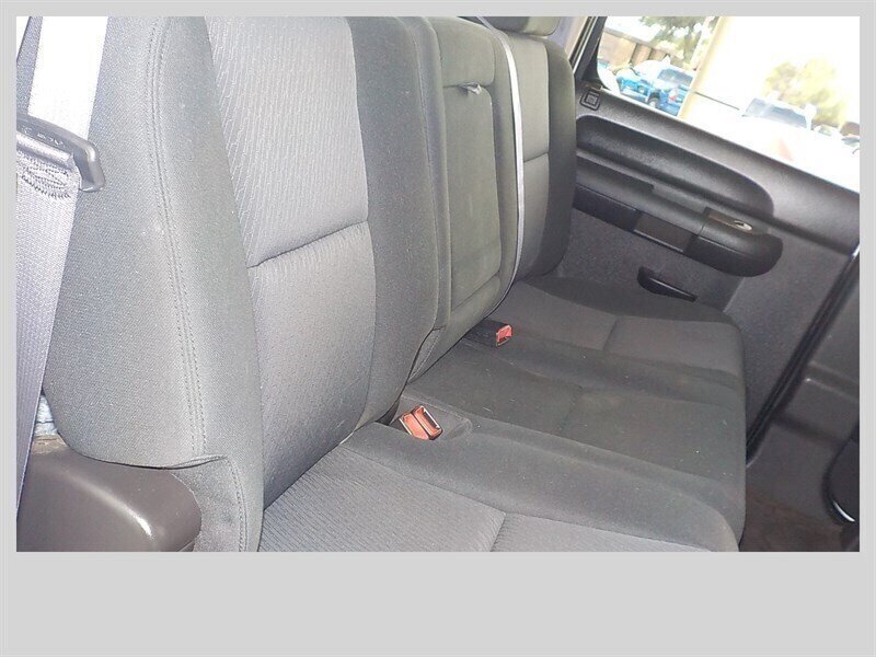 Used 2011 Chevrolet Silverado 2500 LT AWD/4WD image 33