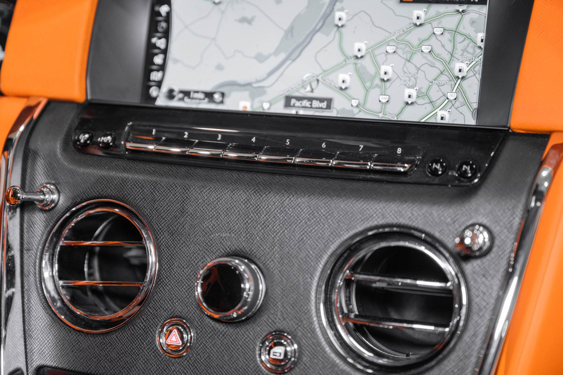 Used 2020 Rolls-Royce Cullinan image 39