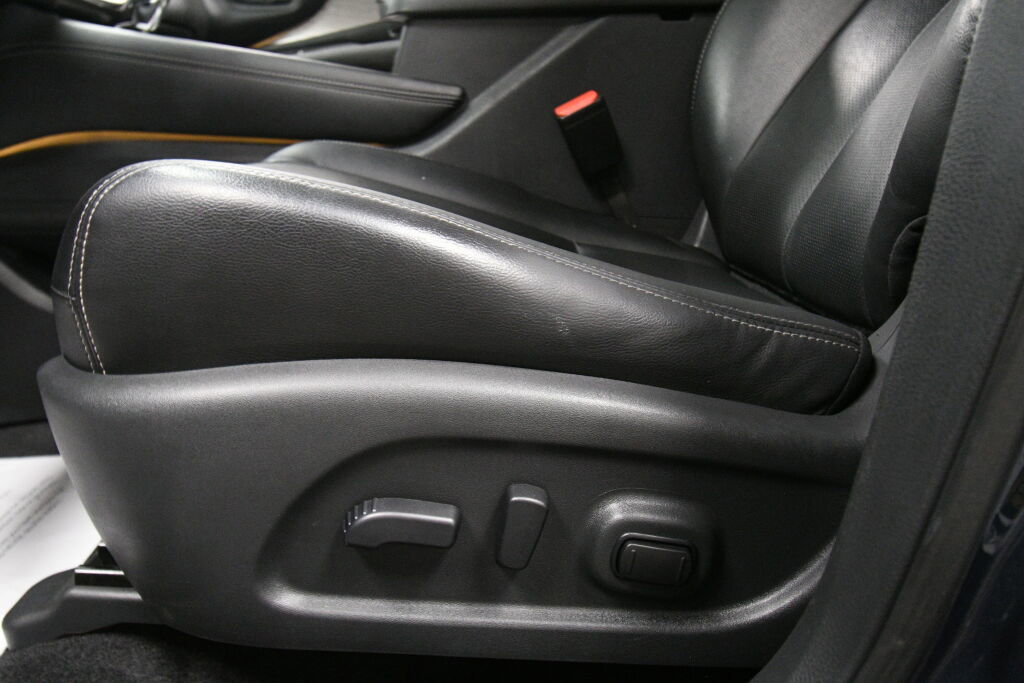 Used 2017 Nissan Murano SL w/ SL Technology Package image 11