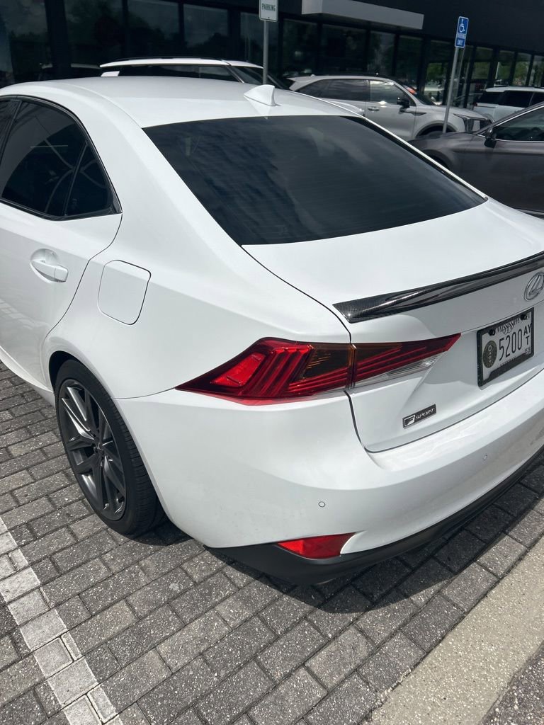 Used 2020 Lexus IS 300 F Sport w/ F Sport Package RWD image 13