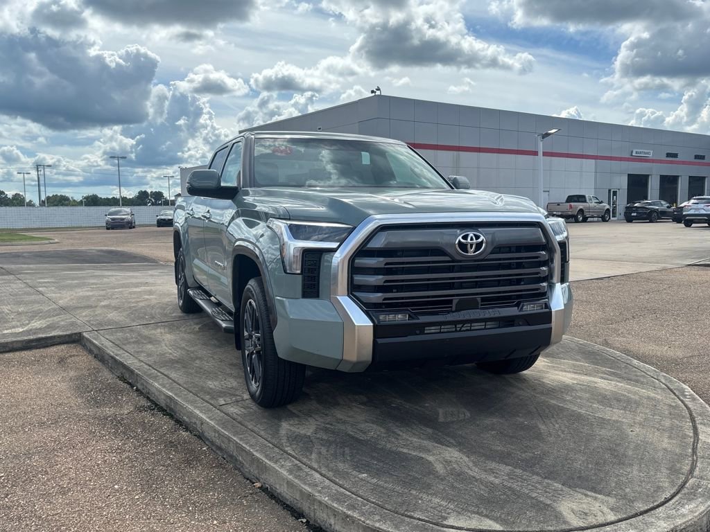 New 2026 Toyota Tundra Limited image 3