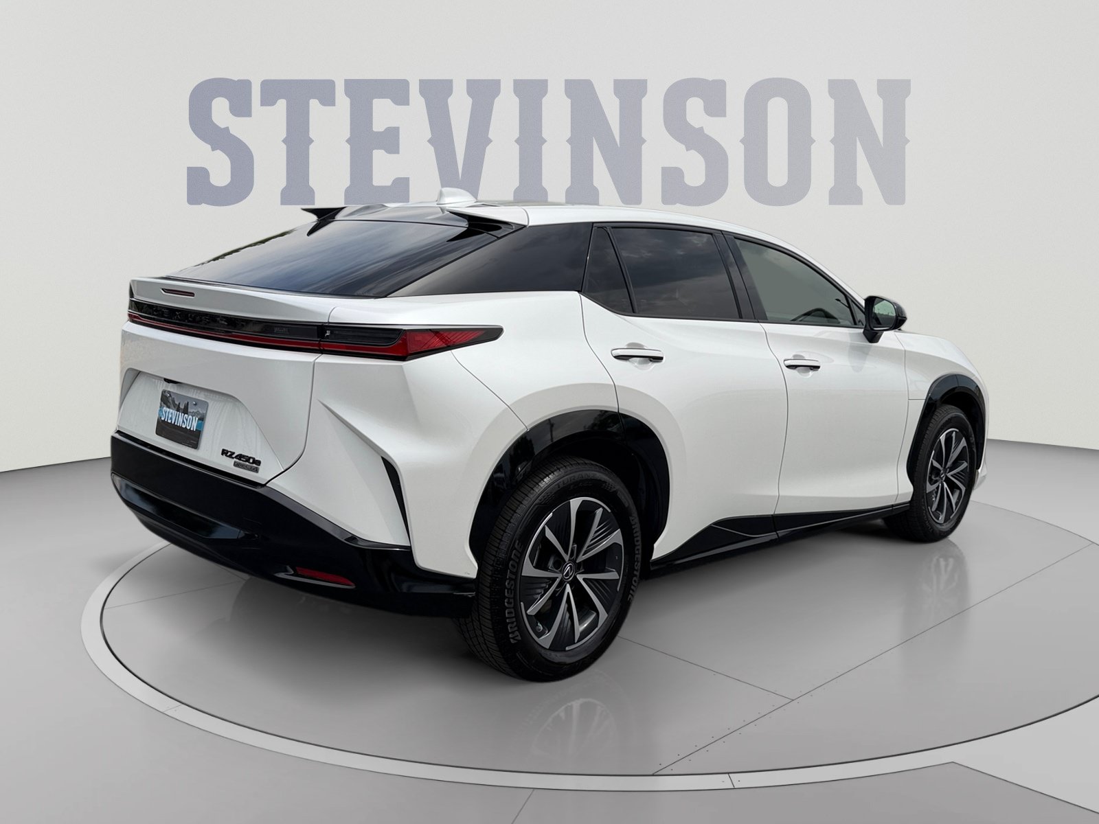 Used 2025 Lexus RZ 450e w/ Accessory Package (2T) AWD/4WD image 5