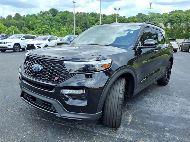 Used 2024 Ford Explorer ST w/ Equipment Group 401A AWD/4WD image 2