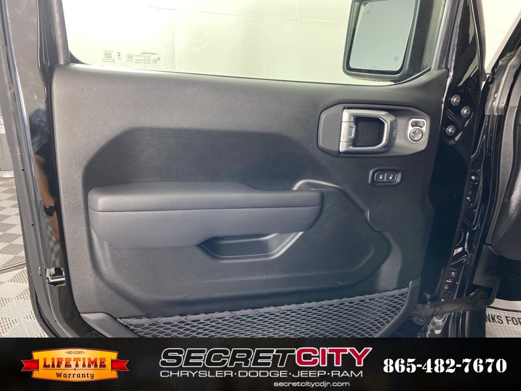 New 2026 Jeep Gladiator Mojave w/ Safety Group AWD/4WD image 12