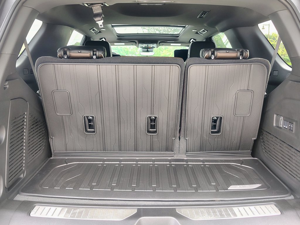 New 2026 GMC Yukon Denali Ultimate AWD/4WD image 20