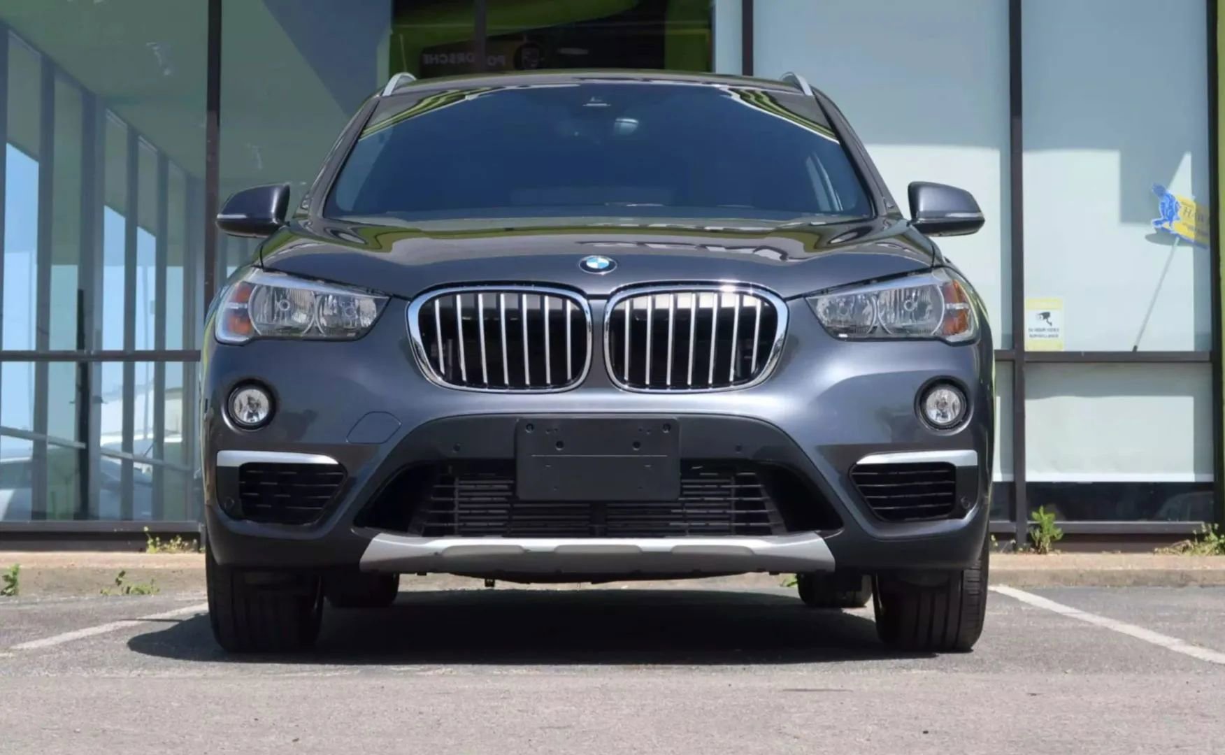 Used 2019 BMW X1 xDrive28i w/ Convenience Package AWD/4WD image 4