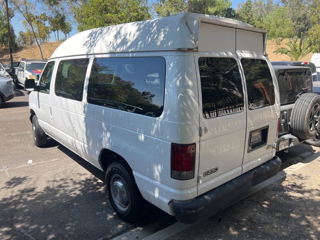 Used 2003 Ford E-250 and Econoline 250 RWD image 4