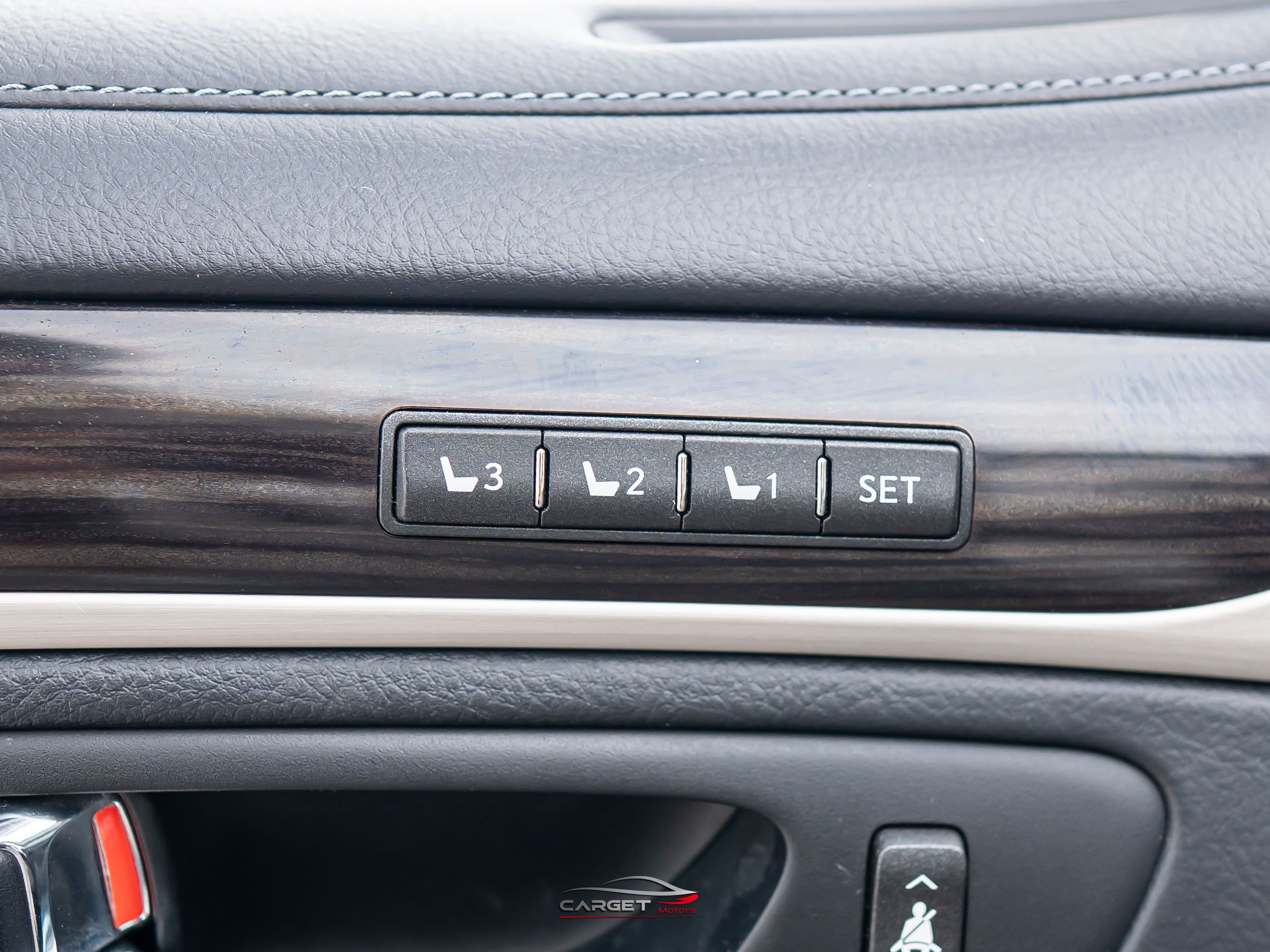 Used 2016 Lexus LS 460 AWD w/ Comfort Package image 41
