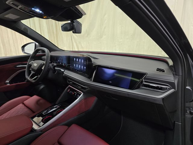 New 2026 Audi SQ5 Prestige AWD/4WD image 39