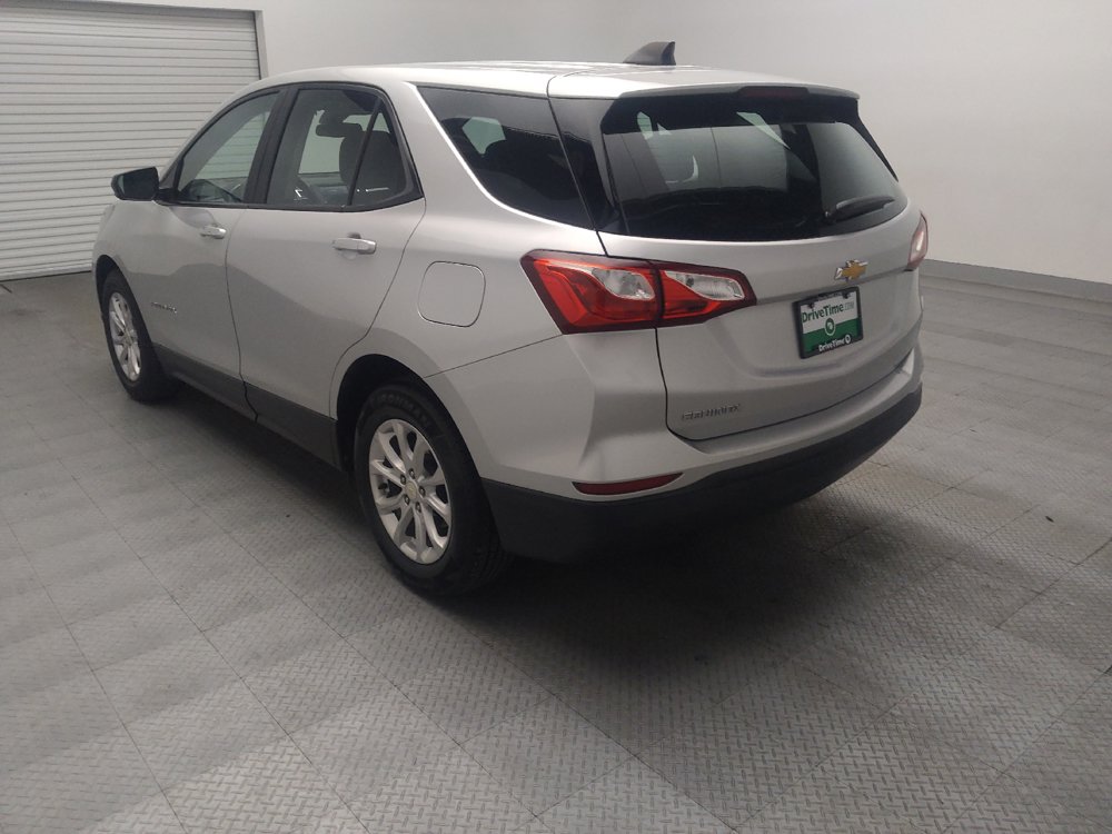 Used 2021 Chevrolet Equinox LS FWD image 5