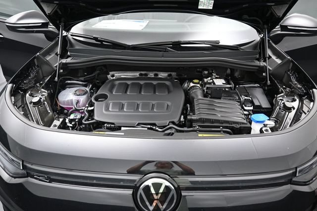 New 2026 Volkswagen Tiguan SE R-Line FWD image 15