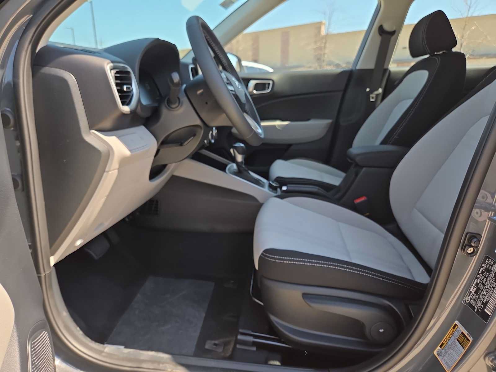 New 2026 Hyundai Venue SEL FWD image 17