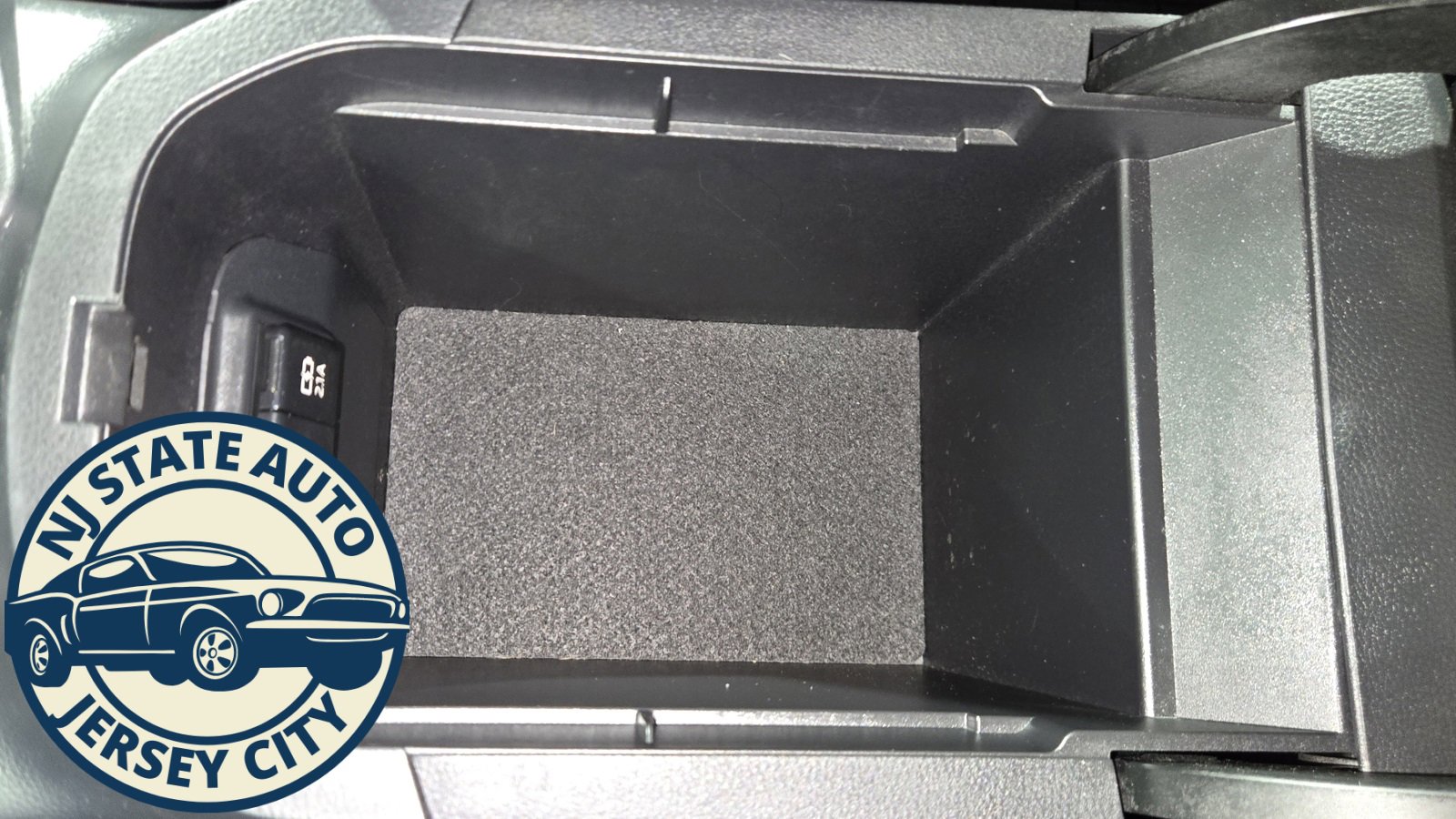 Used 2020 Toyota RAV4 XLE image 17