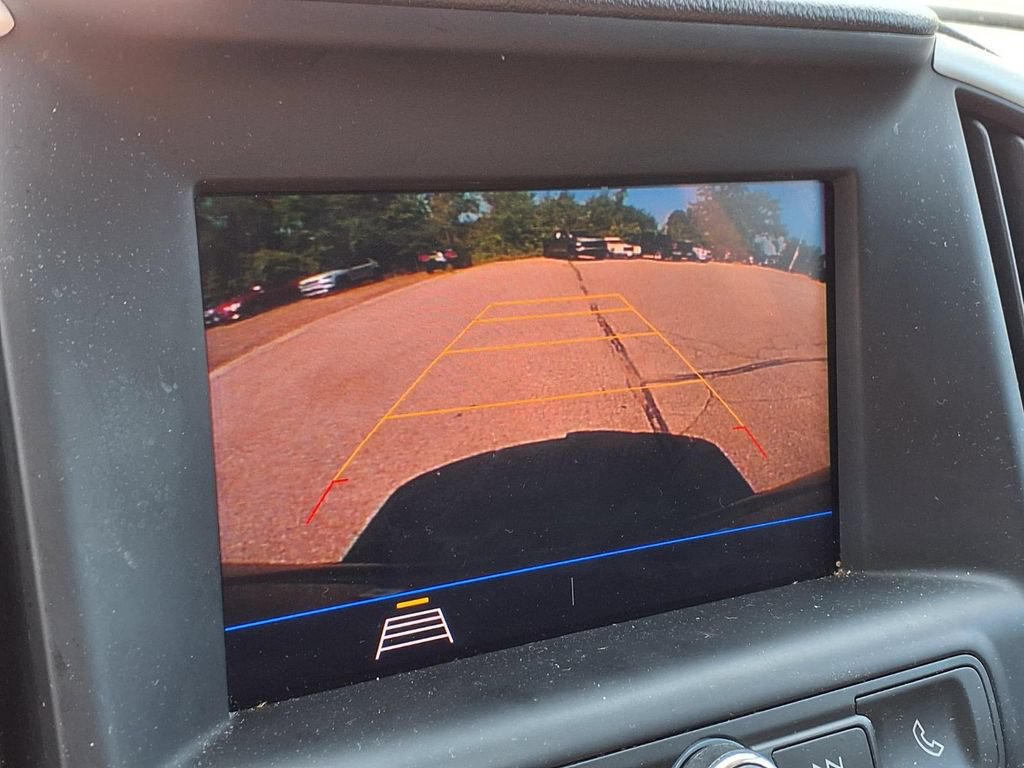 Used 2020 GMC Terrain SLE w/ Driver Convenience Package AWD/4WD image 17