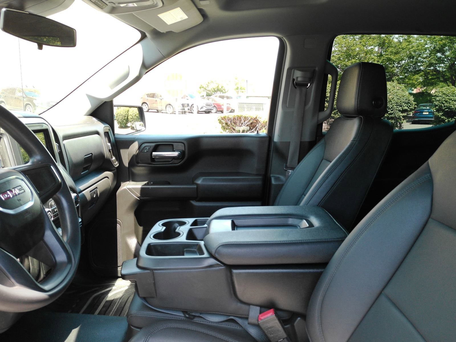 Certified 2024 GMC Sierra 1500 Pro AWD/4WD image 10