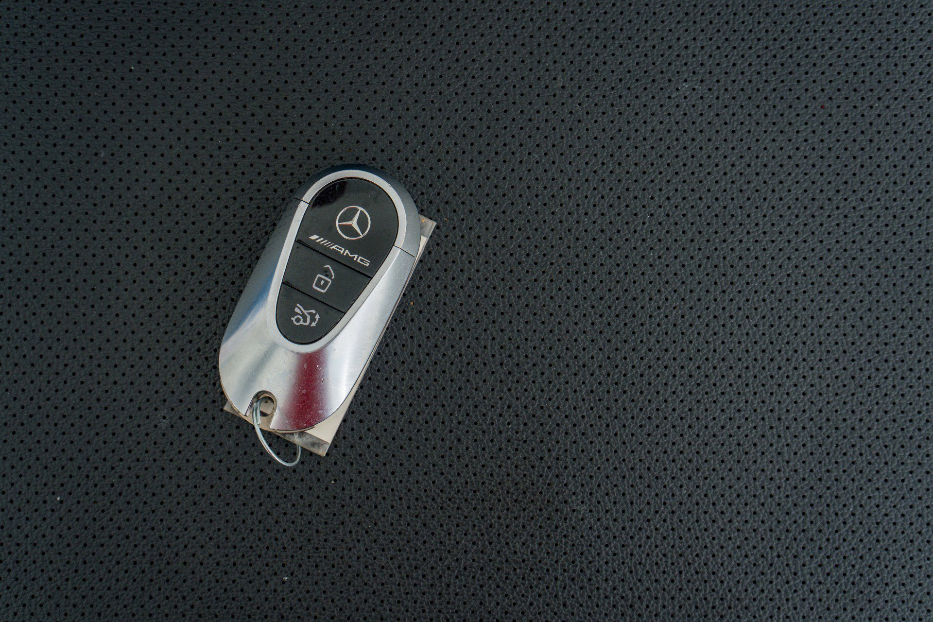 Used 2025 Mercedes-Benz SL 63 AMG S e Performance 4MATIC image 21