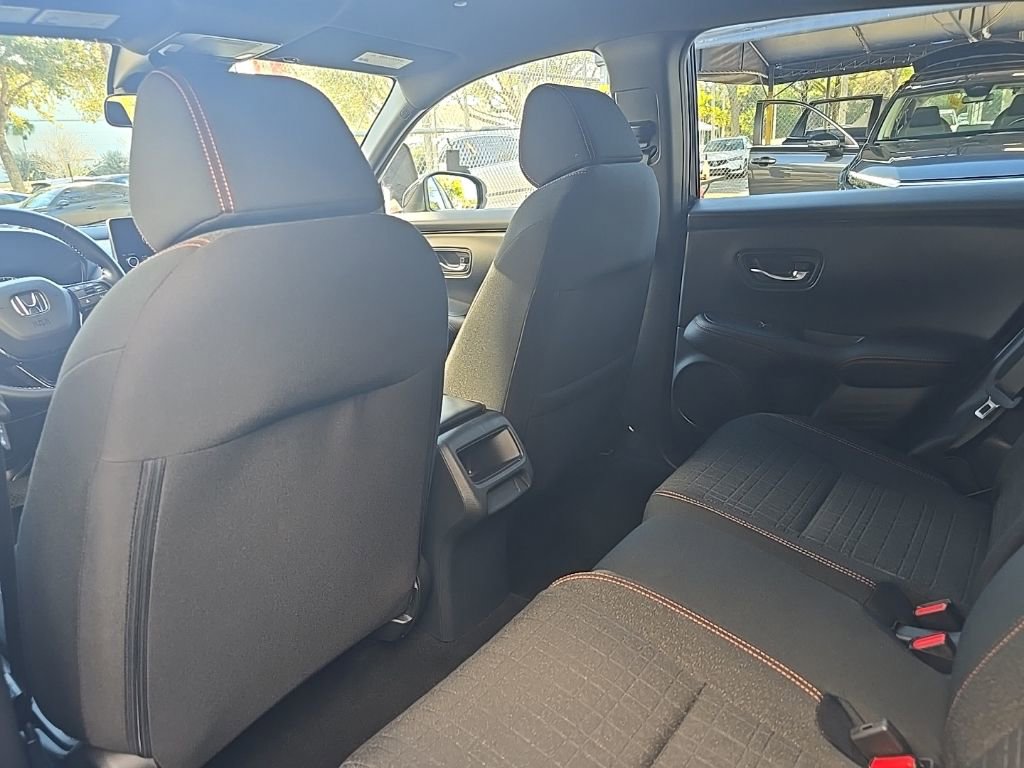 Used 2025 Honda HR-V Sport image 22