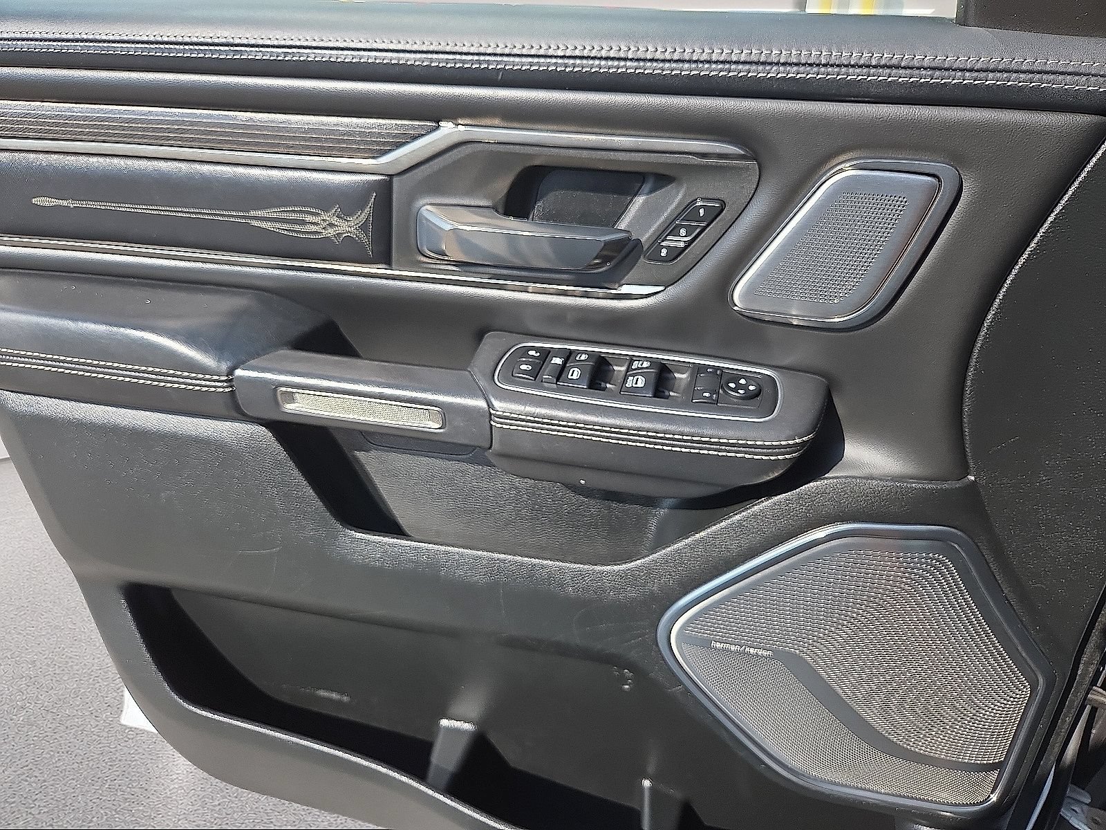 Used 2020 RAM 1500 Limited AWD/4WD image 25