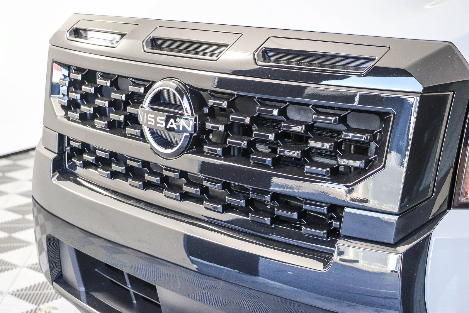 New 2027 Nissan Frontier SV w/ Tow Package RWD image 5