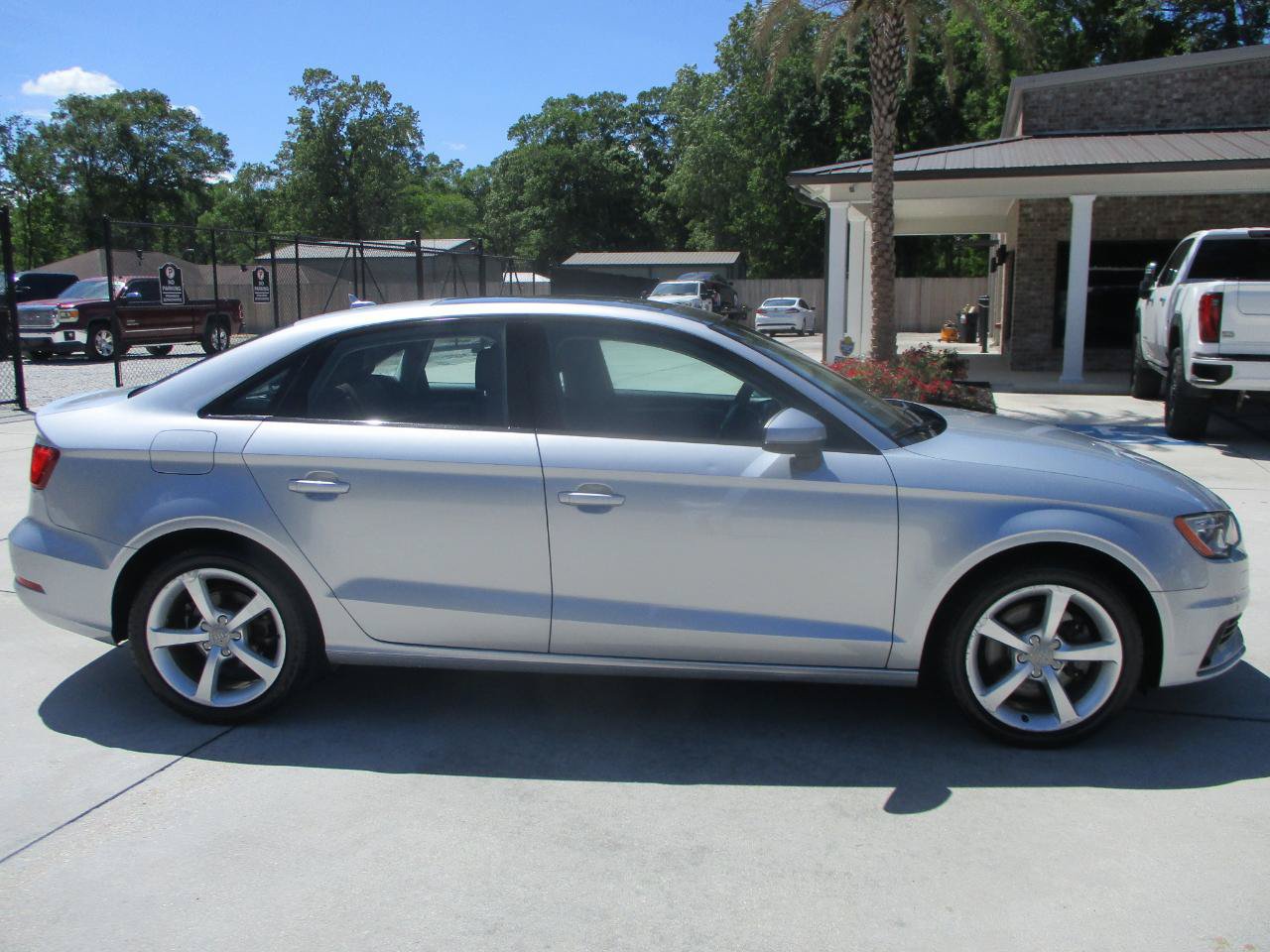 Used 2016 Audi A3 1.8T Premium w/ Audi MMI Navigation Plus FWD image 9