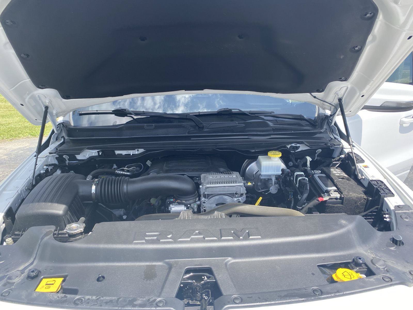 Used 2023 RAM 1500 Laramie AWD/4WD image 41
