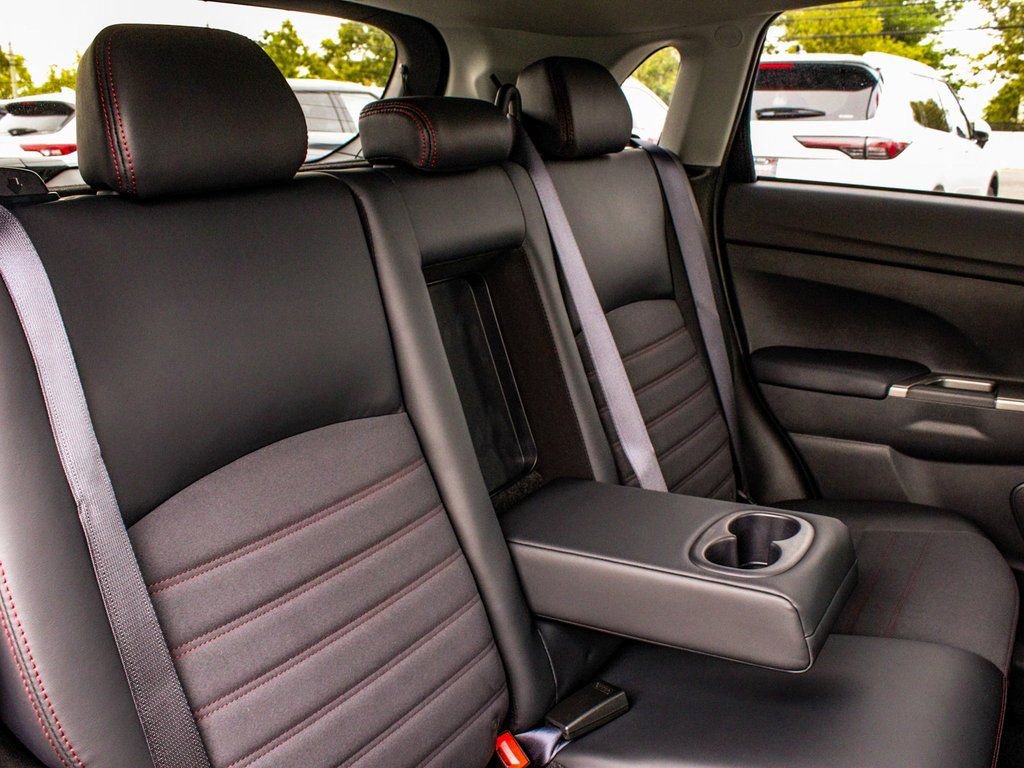 New 2024 Mitsubishi Outlander Sport SE image 38